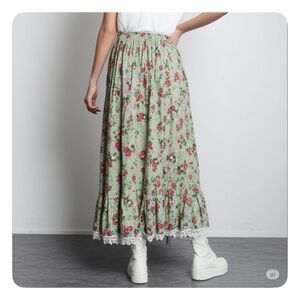 Hand Sewn Floral A-Line Skirt 2X Cotton Lace Ruffle‎ Hem Elastic Waist Cottage